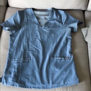 Figs scrub top heather indigo